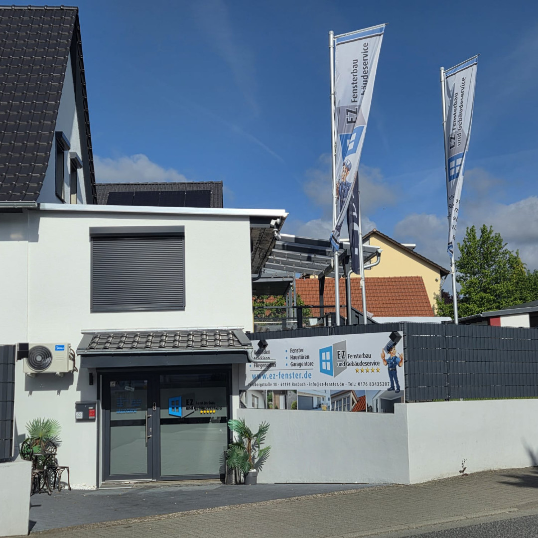 Firmeneingang von EZ Fensterbau und Gebäudeservice